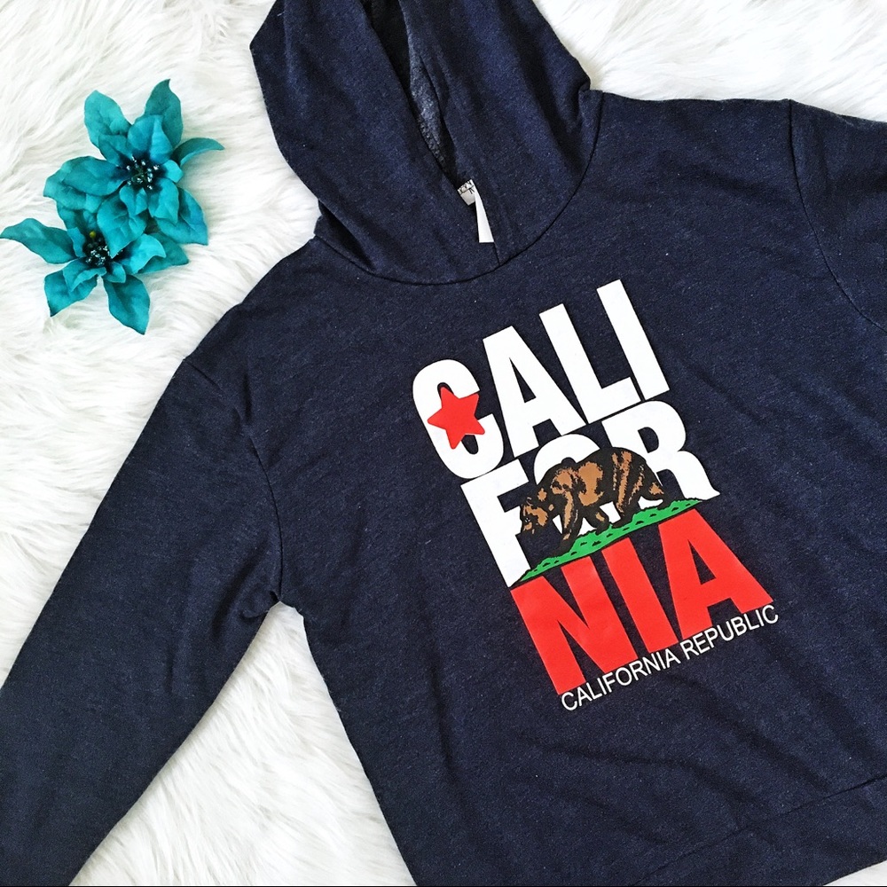 👑HP 11/26👑 california republic navy sweater